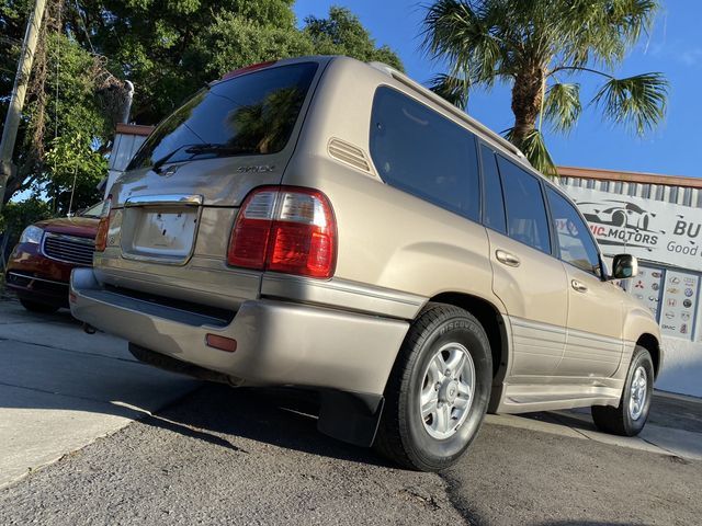 2000 Lexus LX