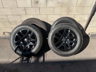 20” CHEVY STOCK RIMS AND TIRES ! TRAILBOSS !