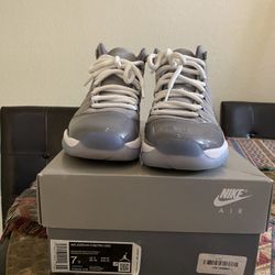 Jordan 11 Cool Grey