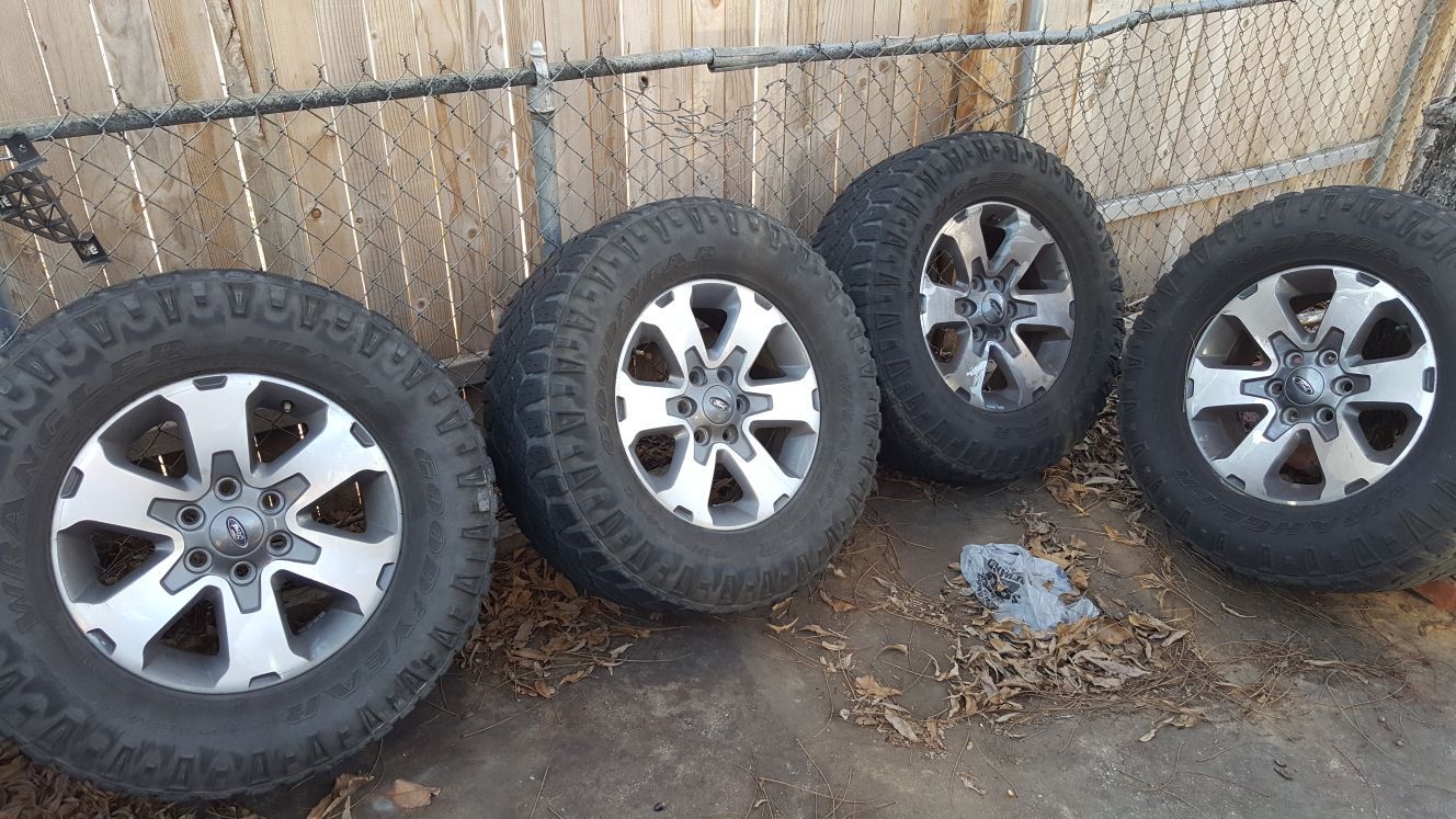 Ford f150 oem wheels with all terrain tires 295/65/r18 goodyear