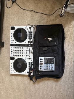 White DDJ-FLX6 Beginner/Intermediate DJ Bundle