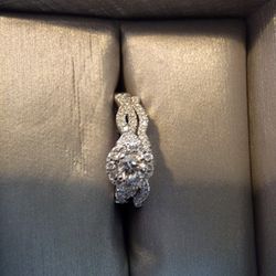 Paid $1200 sell for $800 Engagement Wedding, Zales