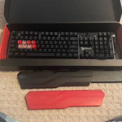 Bloody B975 Mechanical Keyboard 