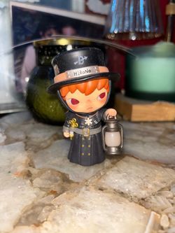 HIRONO “Doctor beak” figure