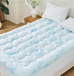 Queen Size Mattress Topper – Memory Foam