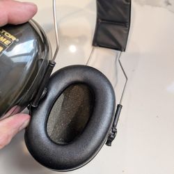 3M Peltor 101 Earmuff Hearing Protection