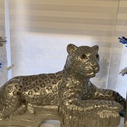 SULVER LEOPARD IN A TREE BRANCH STATUE