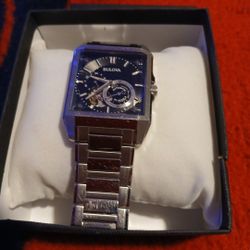 BULOVA MENS WATCH REALLY NICE