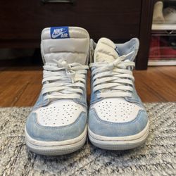 Jordan 1 Hyper royal (size 9.5)