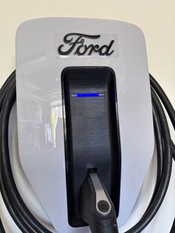 Ford Pro Charging Station