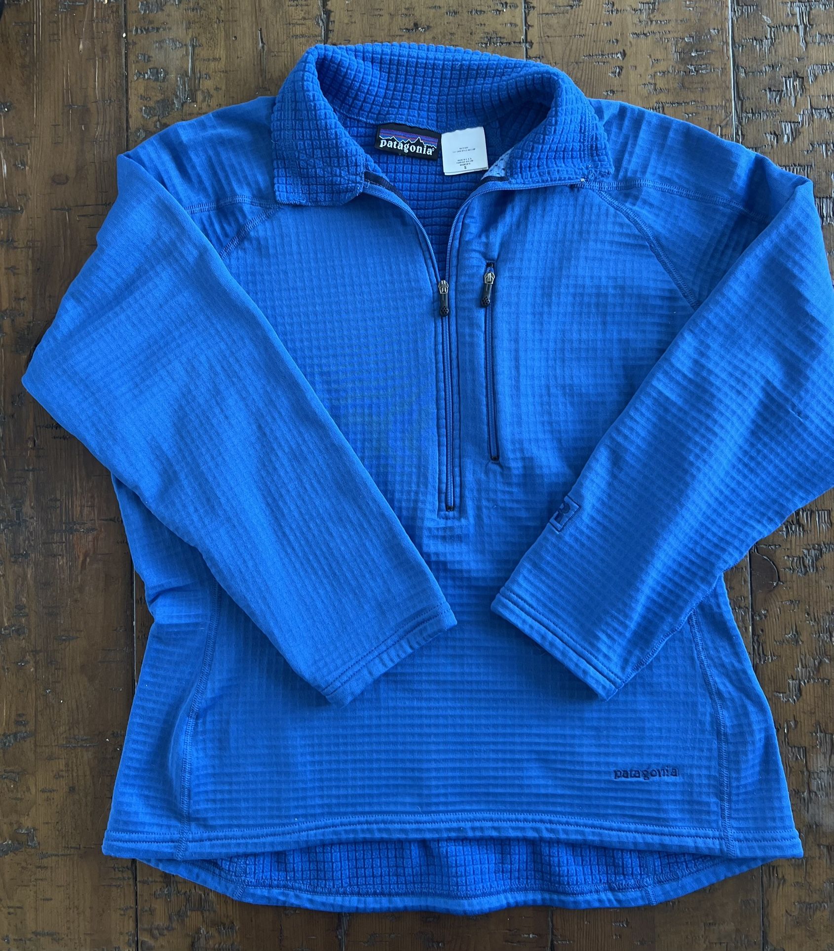 Patagonia Women’s Half Zip Small 