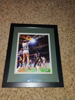 Larry Bird of the Boston Celtics signed photograph