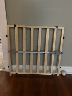 Child Gate / Pet Gate $5