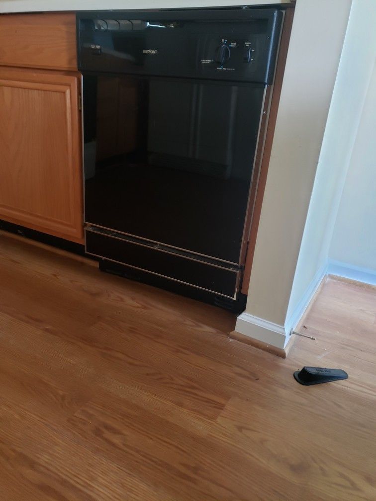 Hotpoint Dishwasher
