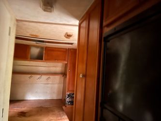Pictures of the inside of the trailer