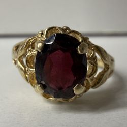 Real 14k Yellow Gold Red Gemstone Ring Size 5 Band Width 2mm