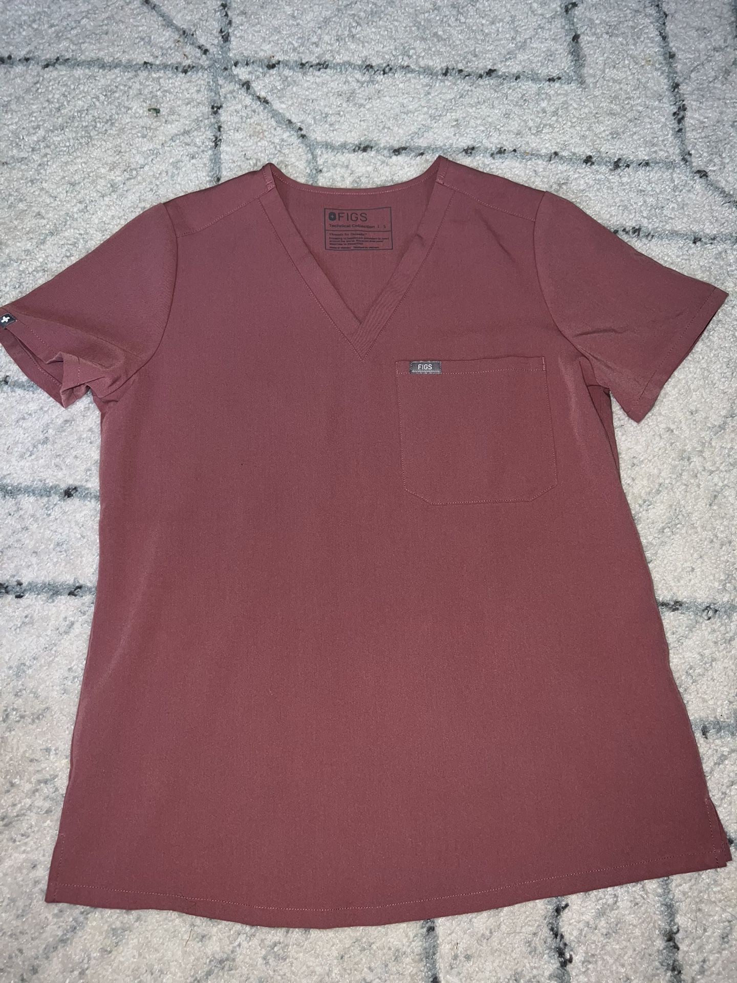 FIGS Scrub Top Women’s Small Catarina One Pocket Mauve PO2652