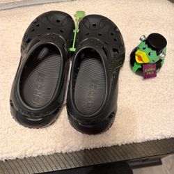 Women's Crocs Caged Clogs W5 2.5 "Height