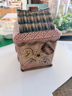 vintage mid-century gingerbread house cookie jar