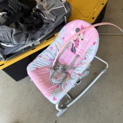 Minnie Rocker 
