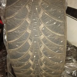 Goodyear Ultragrip Ice 4 - 225/50/17 Tires