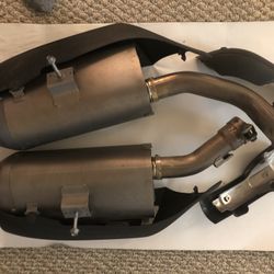 2008 Yamaha YZF R1 Stock Exhaust