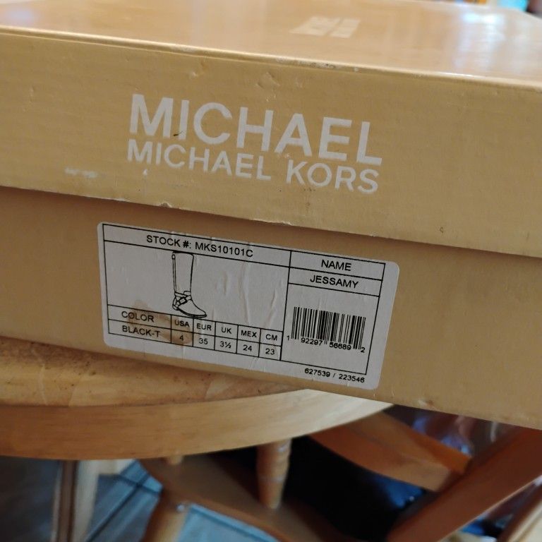 Michael .Kors