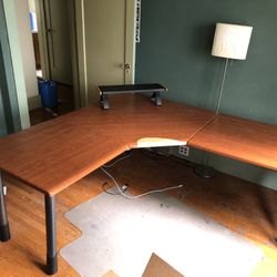 Free Office Computer Desk