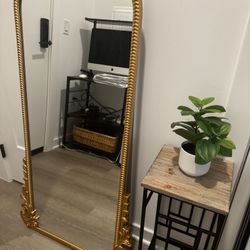 Beauty Room Item-Mirror