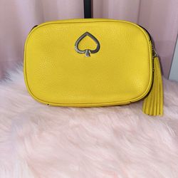 Kate Spade Sunshine Yellow Crossbody Camera Bag 💛