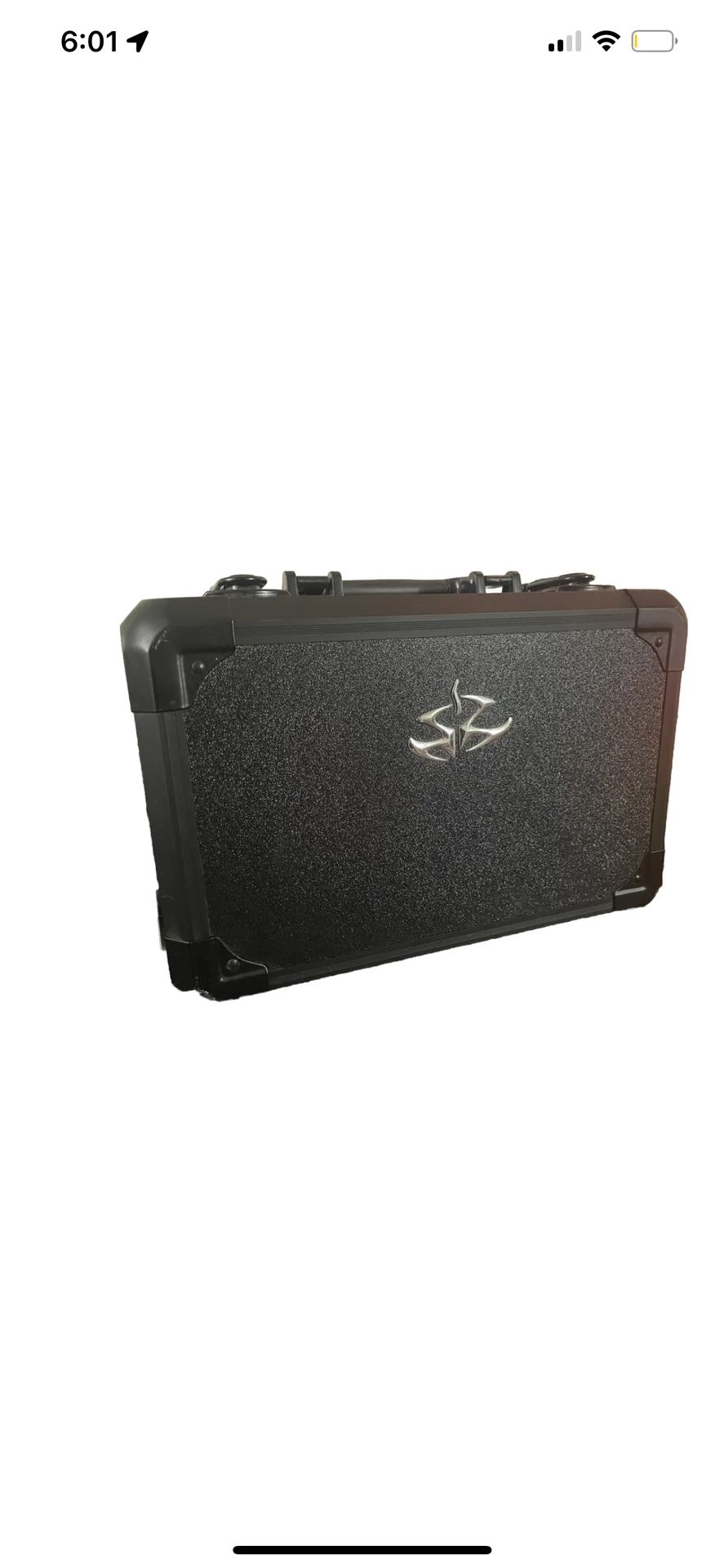 Hitman 2 Collectors Edition Briefcase PS4