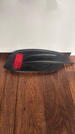 2016-2018 Honda Civic Rear Bumper  Cover Garnish Grille Reflector LEFT LH OEM