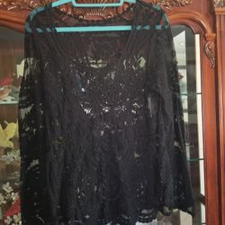 Women's Size Medium Black Blouse