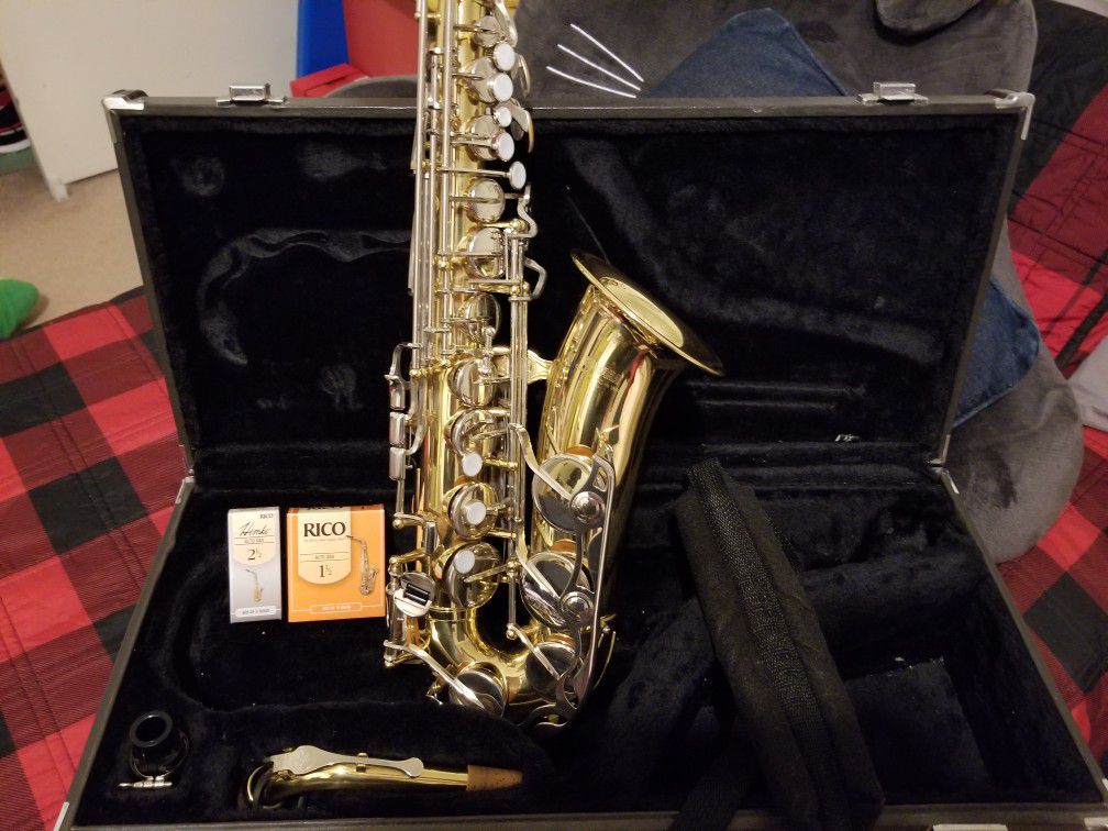 Saxophone Yamaha Yas-23