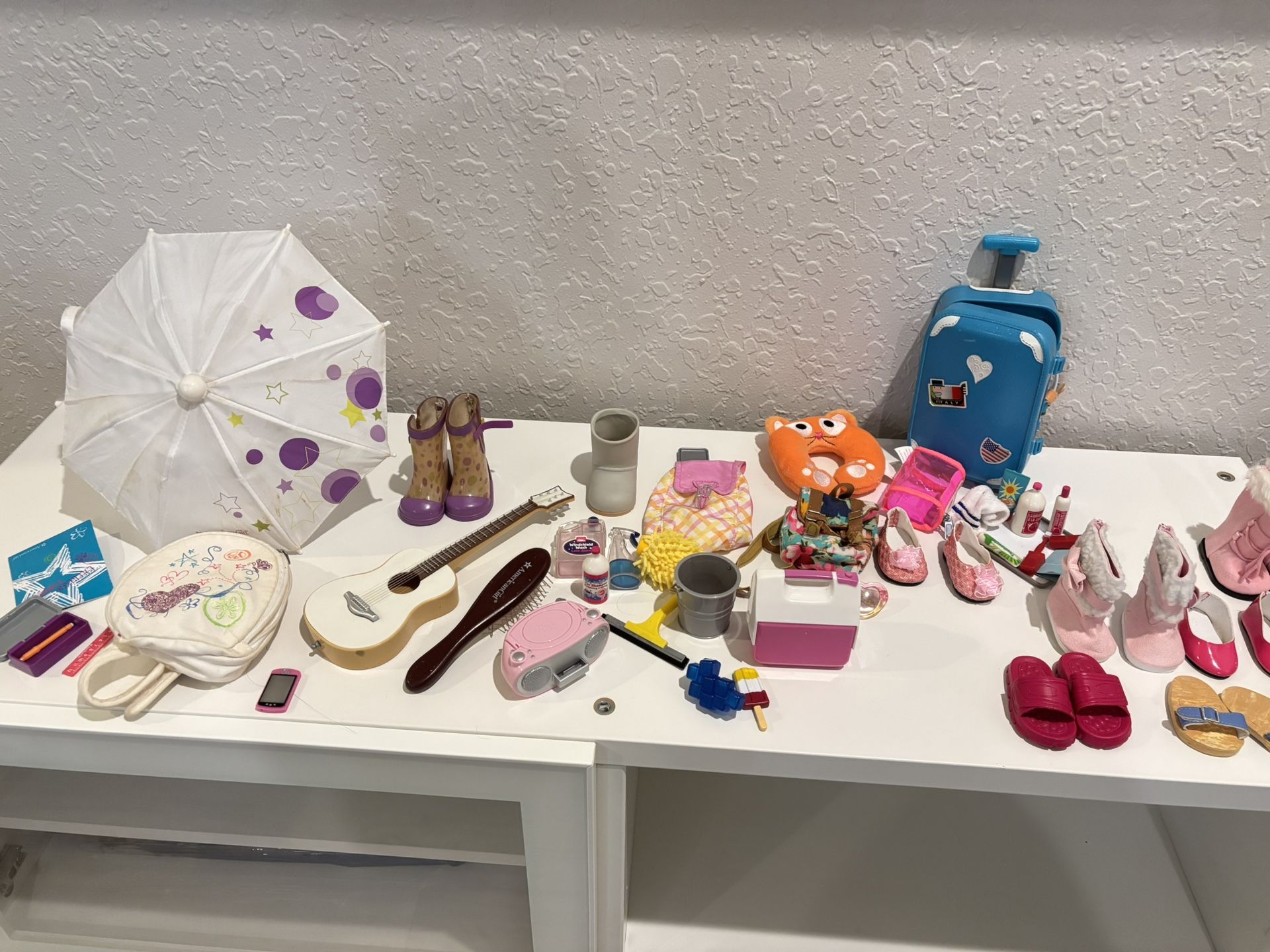 american girl accesories , shoes , backpack, umbrella,travel bag, cooler , guitar and more