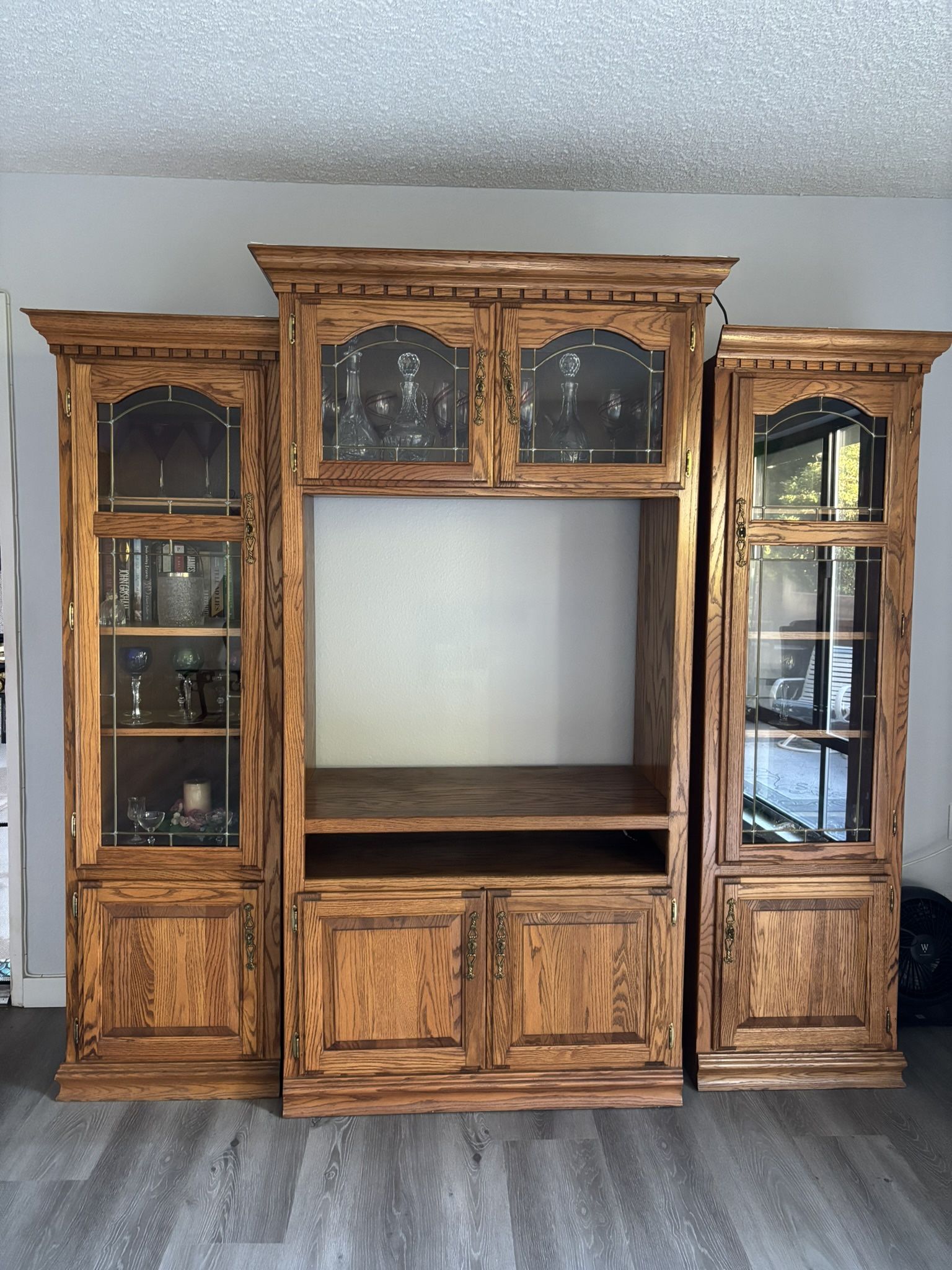 China Cabinet And TV