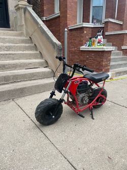 Coleman Mini Bike Red Gas Powered nitro 212cc