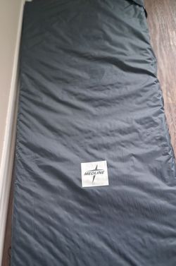 TWIN PRESSURE RELIVING GEL TOPPER MATTRESS