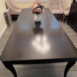 Dining Table And 8 Chairs