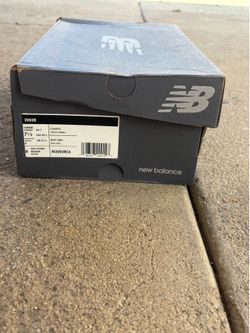 NEW BALANCE 200R