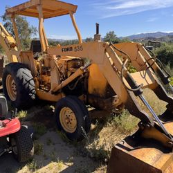 535 Backhoe Tractor 