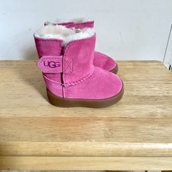 Baby’s Girl Ugg Boots