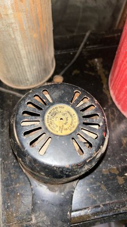 Antique Plug In Ice Cream Machine Maker.