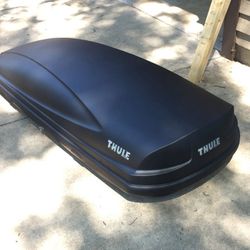 Thule Force 625 XL Cargo Carrier