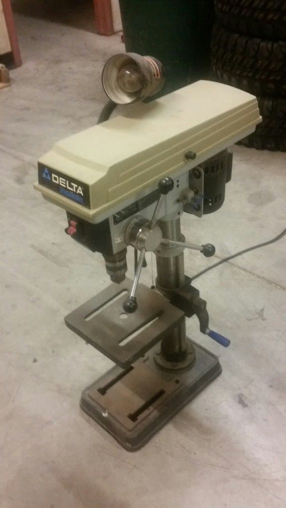 Delta dp200 Shopmaster 10-inch drill press