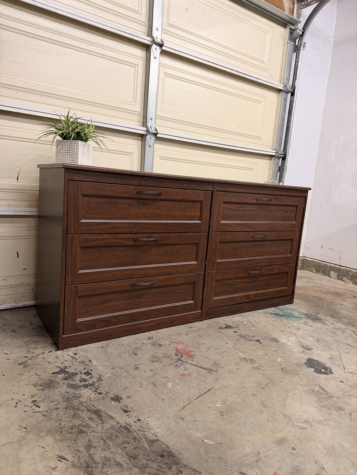 ikea songesand dresser brown 6-drawer The drawers on this chest of drawers extend 19 cm IKEA SONGESAND 6-drawer dresser -