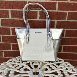 Michael Kors Charlotte Tote 