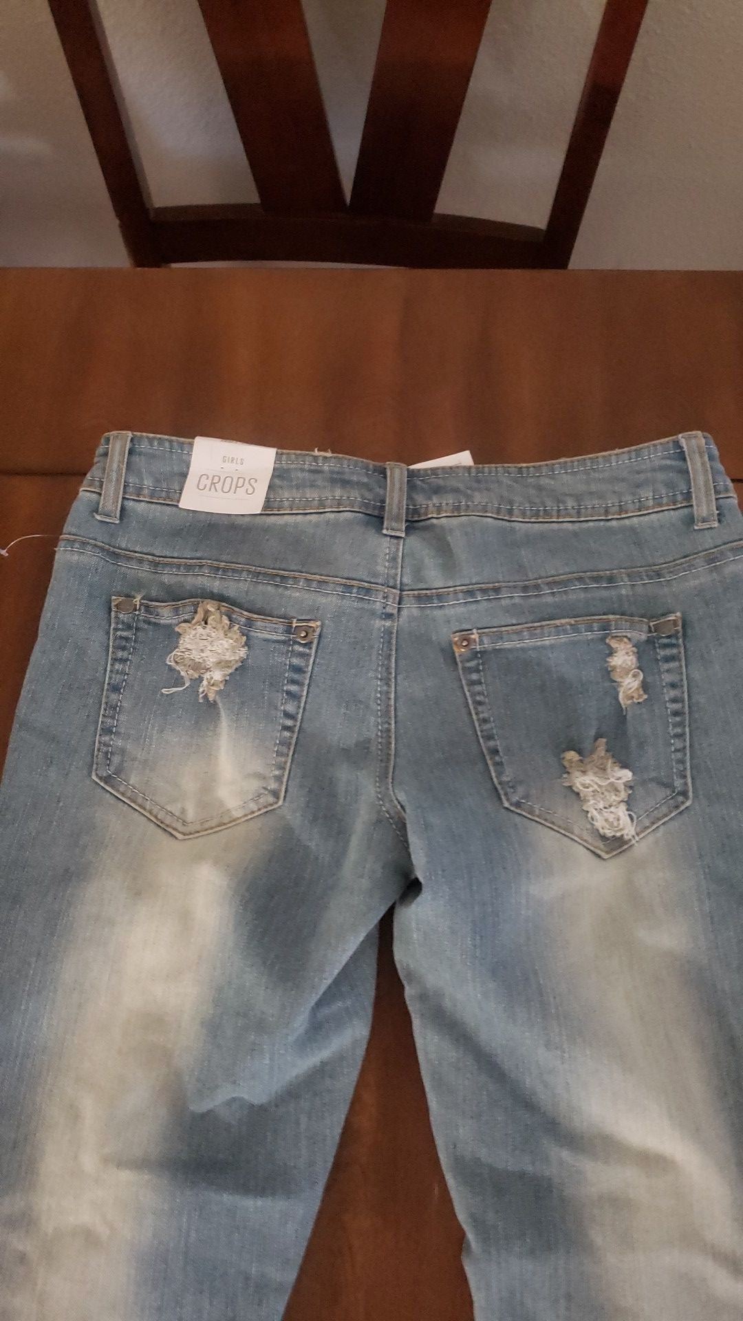 New rue 21 cropped jeans. Size 1 / 2