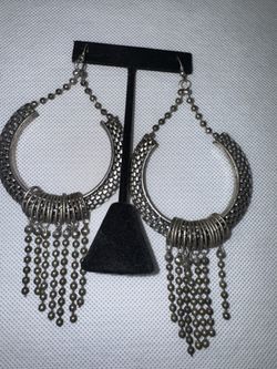 Vintage Unique Artsy Design Ball Chain & Mesh Metal Dangle Fish Hook Earrings 
