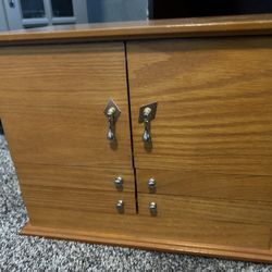 Deluxe Safe keeper Jewelry Box By Lori Greiner